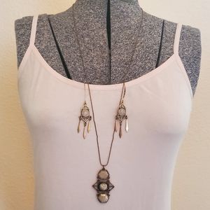 Gold and pink necklace and earring set